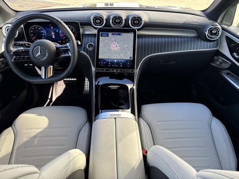 Certified 2025 Mercedes-Benz GLC 300 4MATIC image 15