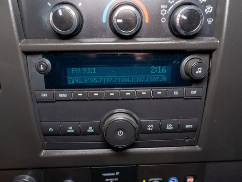 Used 2020 Chevrolet Express 2500 w/ Driver Convenience Package RWD image 20