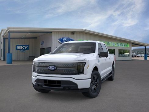 New 2025 Ford F150 Lightning Flash image 2