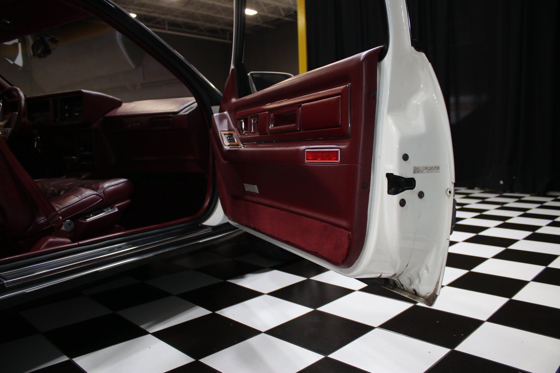 Used 1988 Cadillac Eldorado Coupe FWD image 35