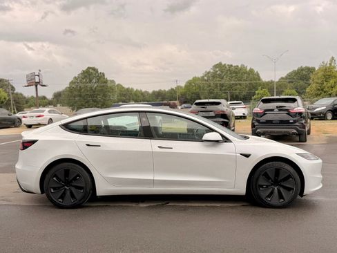 Used 2025 Tesla Model 3 Long Range RWD image 4