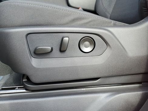 New 2026 GMC Sierra 1500 Elevation image 6