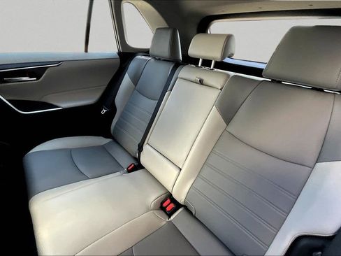 Certified 2023 Toyota RAV4 XLE Premium FWD image 20