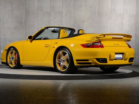 Used 2008 Porsche 911 Turbo AWD/4WD image 4