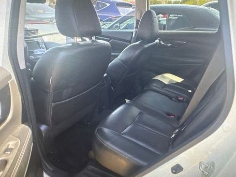 Used 2020 Nissan Rogue SL w/ Premium Package FWD image 26