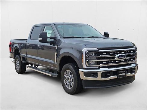 New 2026 Ford F250 Lariat w/ FX4 Off-Road Package image 7