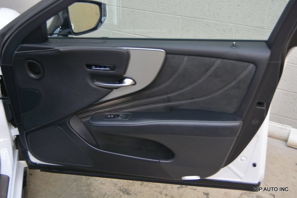 Used 2018 Lexus LS 500 F Sport w/ Accessory Package (Z1) RWD image 18