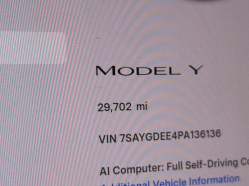 Used 2023 Tesla Model Y Long Range AWD/4WD image 25