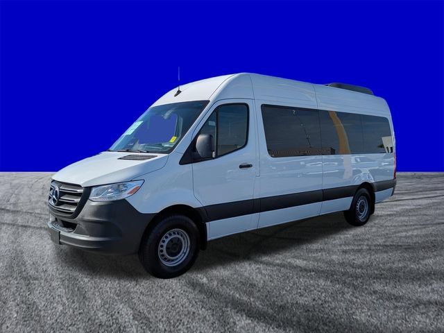 Used 2025 Mercedes-Benz Sprinter 2500 image 8