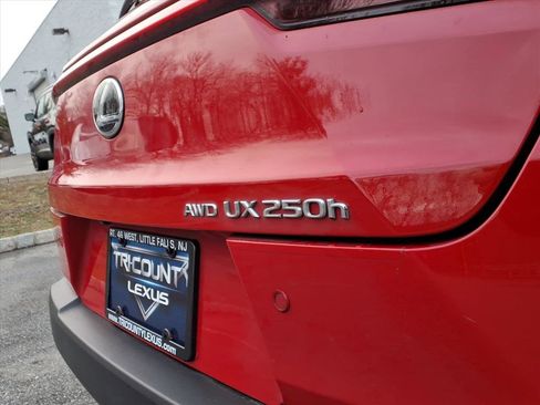 Certified 2023 Lexus UX 250h AWD w/ Accessory Package (Z2) image 7