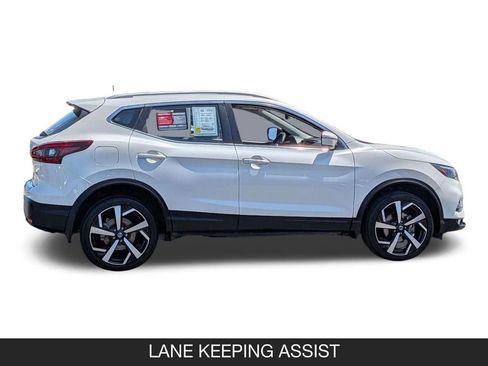 Certified 2020 Nissan Rogue Sport SL w/ Premium Package FWD image 6