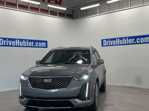 Used 2020 Cadillac XT6 Premium Luxury w/ Platinum Package AWD/4WD image 3