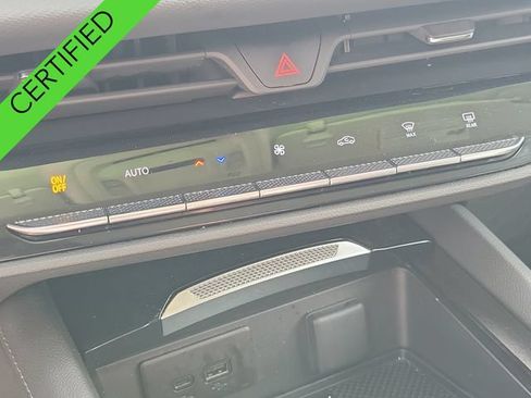 Certified 2024 Buick Envision Preferred AWD/4WD image 18