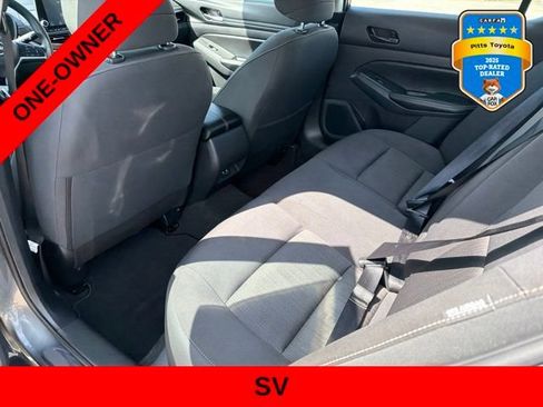 Used 2025 Nissan Altima 2.5 SV FWD image 11