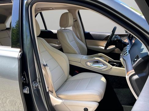 Used 2023 Mercedes-Benz GLE 450 4MATIC image 24