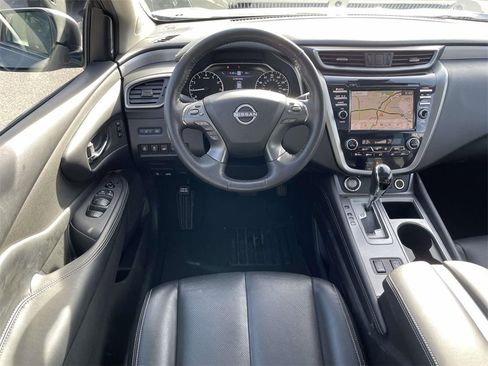 Used 2024 Nissan Murano SL image 14