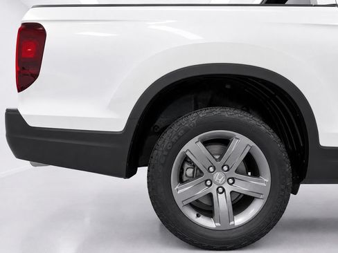 Used 2023 Honda Ridgeline RTL-E image 8