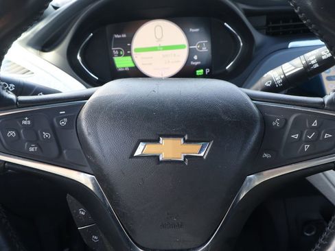 Used 2018 Chevrolet Bolt LT image 16