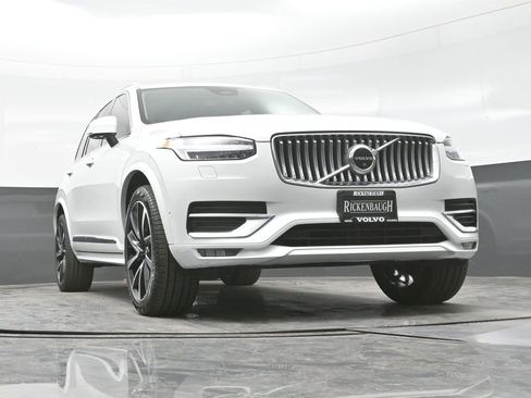 Used 2023 Volvo XC90 B6 Plus w/ Protection Package Premier AWD/4WD image 27