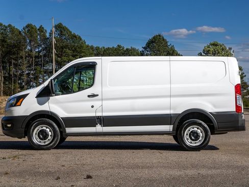 Used 2020 Ford Transit 250 Low Roof image 9