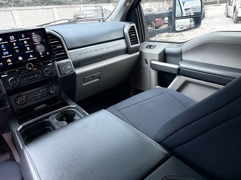 Used 2022 Ford F250 XLT w/ XLT Premium Package image 26