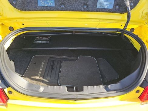 Used 2015 Chevrolet Camaro LT RWD image 17