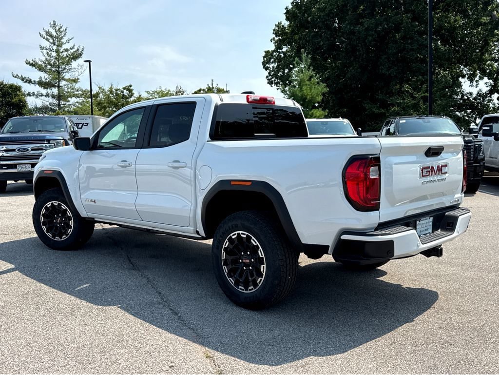 New 2026 GMC Canyon AT4 AWD/4WD image 3