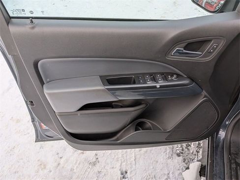 Used 2019 Chevrolet Colorado Z71 image 6