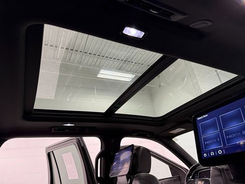 Used 2023 Cadillac Escalade Sport image 39