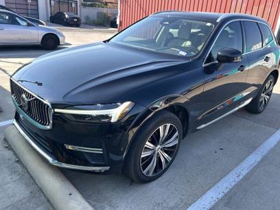 Used 2023 Volvo XC60 B5 Plus w/ Climate Package