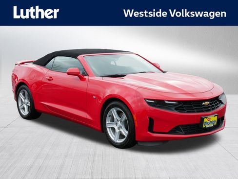 Used 2022 Chevrolet Camaro LT image 1