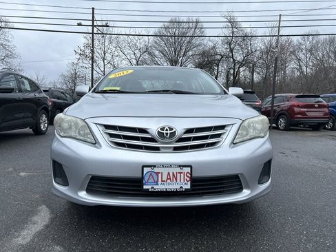 Used 2013 Toyota Corolla LE FWD image 2
