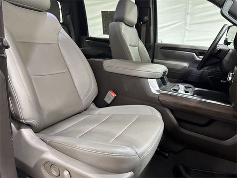 Certified 2024 GMC Sierra 2500 SLT w/ SLT Premium Package image 29