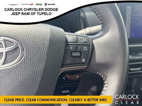 Used 2025 Toyota Camry SE FWD image 16