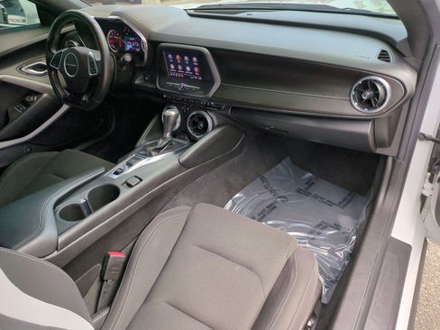 Used 2021 Chevrolet Camaro LS image 28