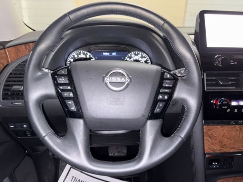 Used 2024 Nissan Armada SL w/ Captain's Chairs Package image 29