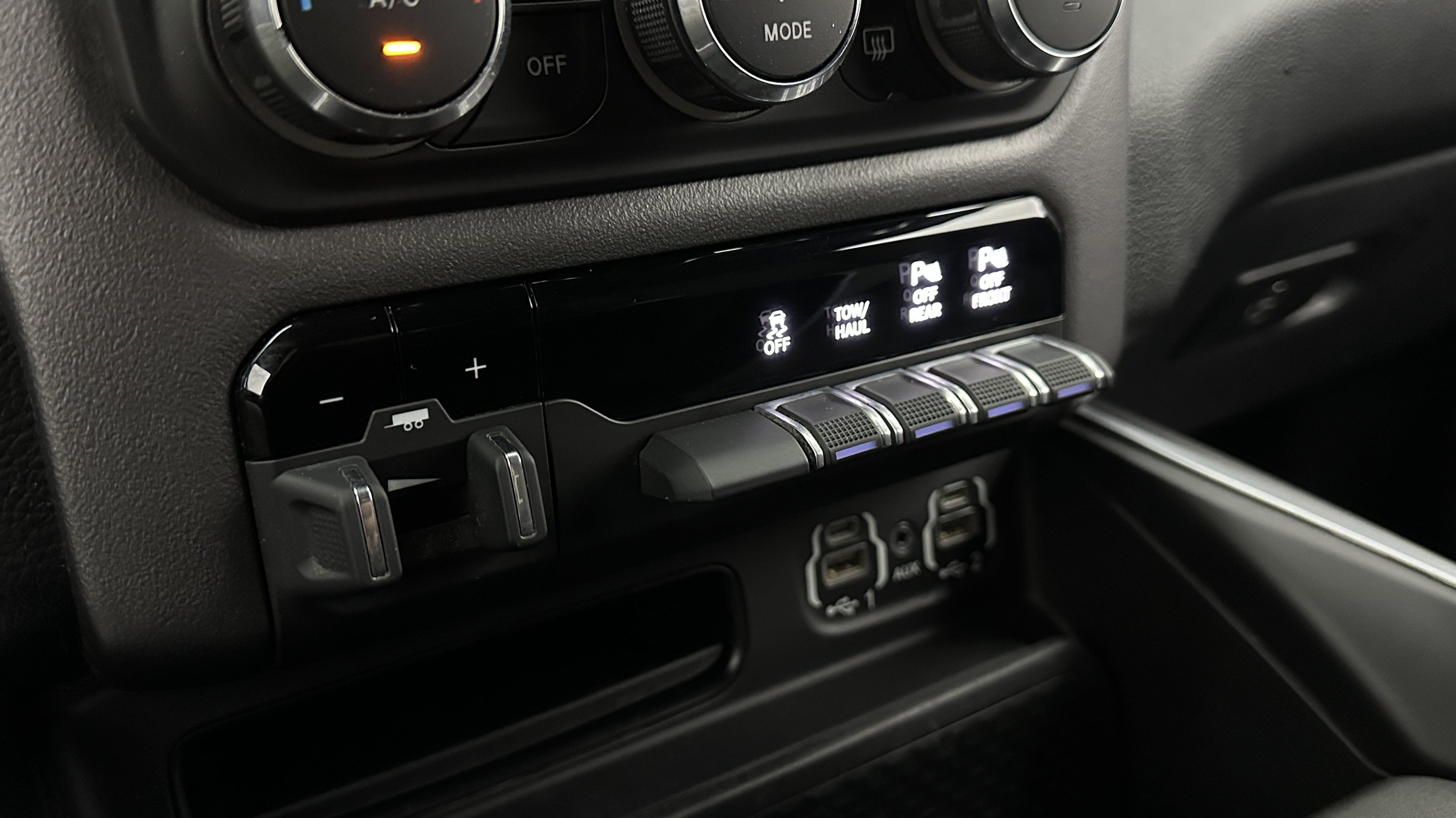 Used 2022 RAM 1500 Big Horn RWD image 18