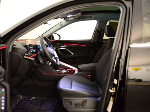 Certified 2025 Audi Q5 Premium Plus image 25