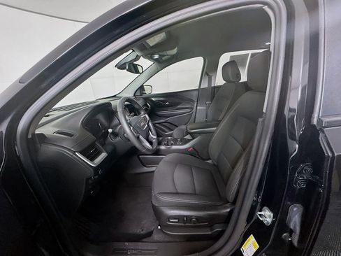 Used 2023 GMC Terrain SLE w/ Driver Convenience Package image 13