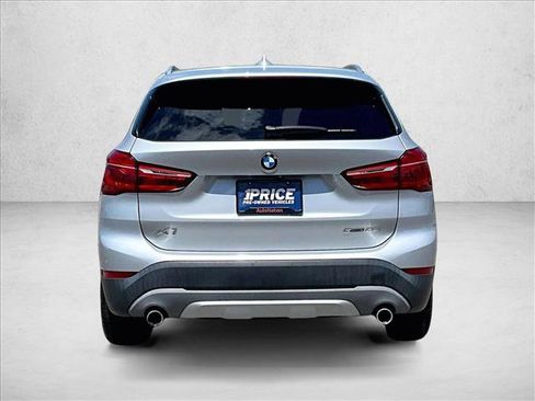 Used 2018 BMW X1 sDrive28i w/ Convenience Package FWD image 4