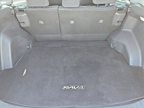 Used 2023 Toyota RAV4 LE AWD/4WD image 6