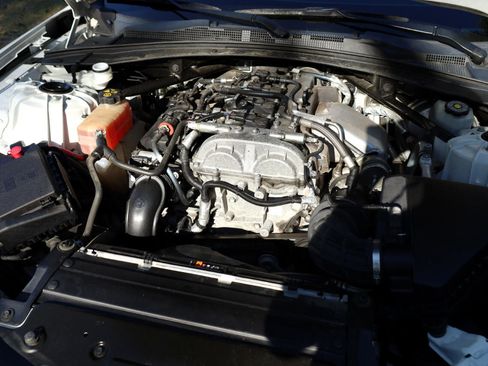 Used 2019 Chevrolet Camaro LS image 10
