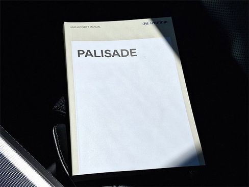 Certified 2025 Hyundai Palisade Calligraphy image 26