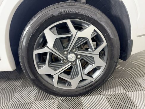 Used 2022 Hyundai Palisade Calligraphy image 12