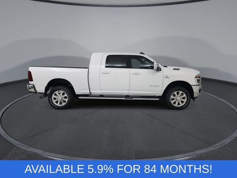 New 2026 RAM 2500 Laramie AWD/4WD image 9