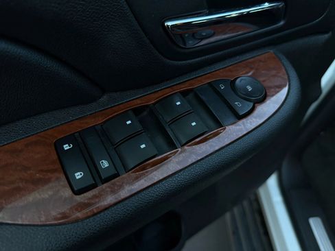 Used 2008 GMC Yukon SLT w/ SLT Preferred Equipment Group image 38