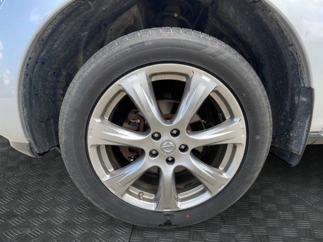 Used 2013 Nissan Murano LE w/ Platinum Pkg AWD/4WD image 13