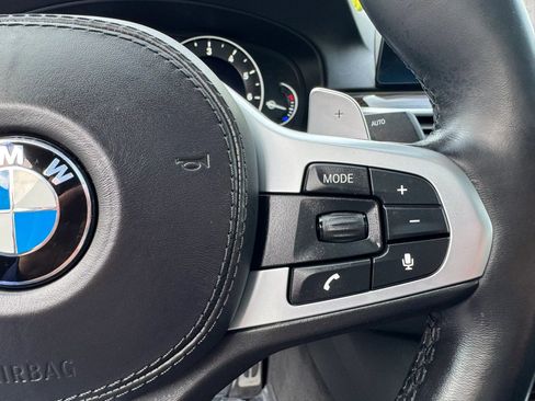 Used 2019 BMW 540i w/ M Sport Package image 32