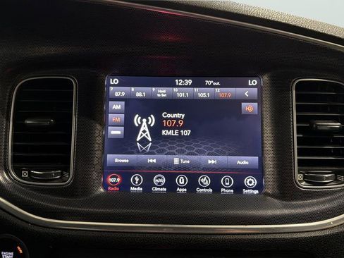 Used 2018 Dodge Charger R/T image 24