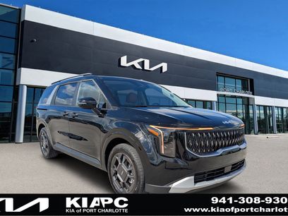 Certified 2025 Kia Carnival EX
